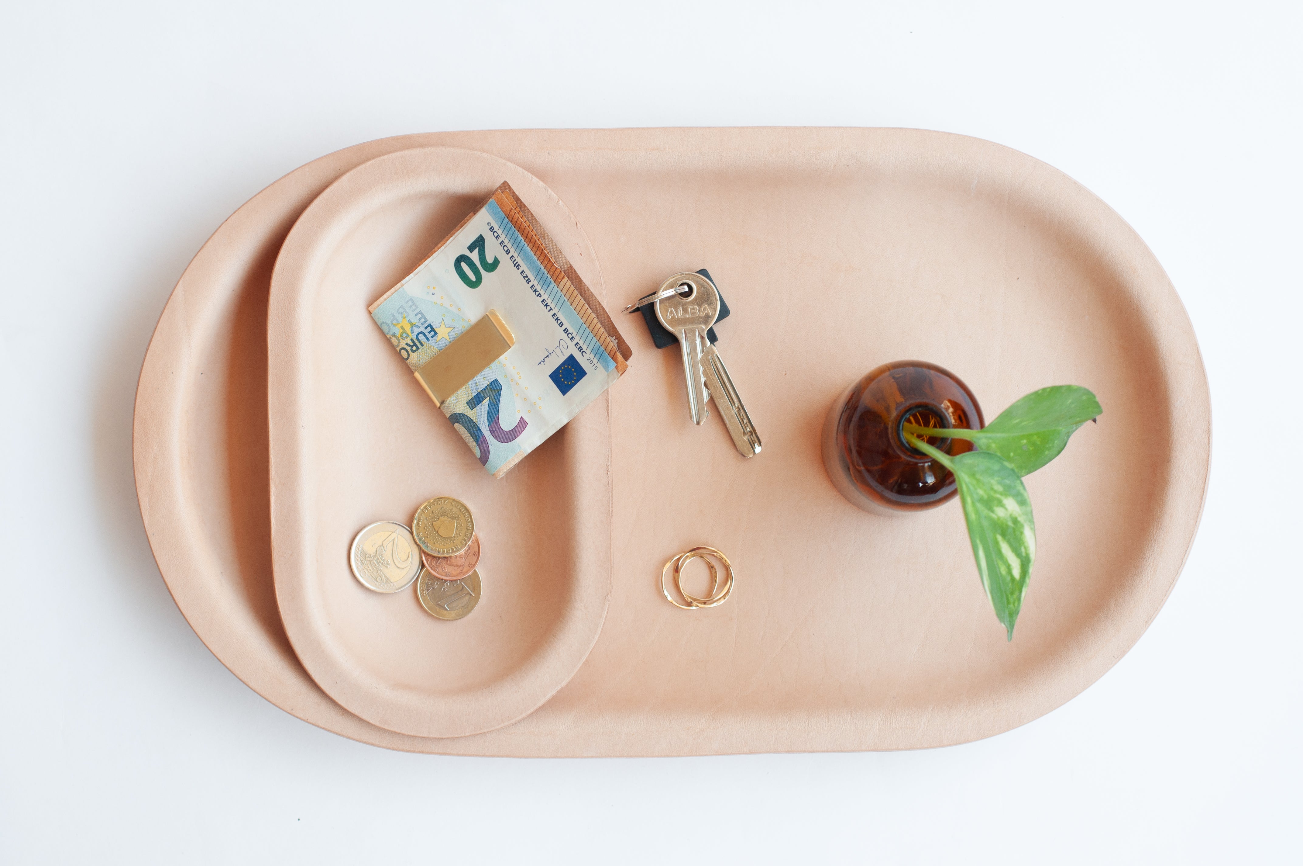 Luvaton Studio Leather tray