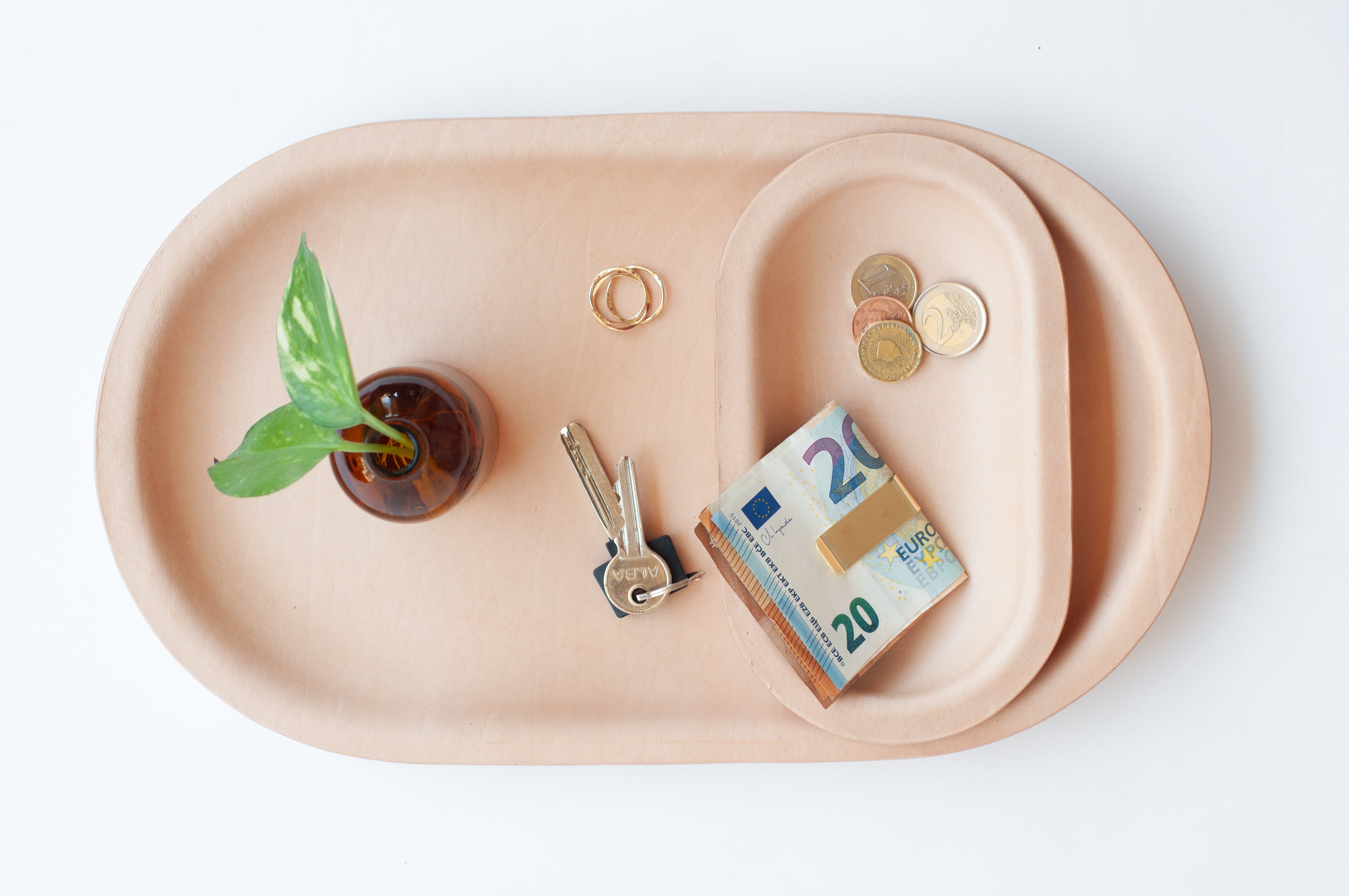 Luvaton Studio Leather tray