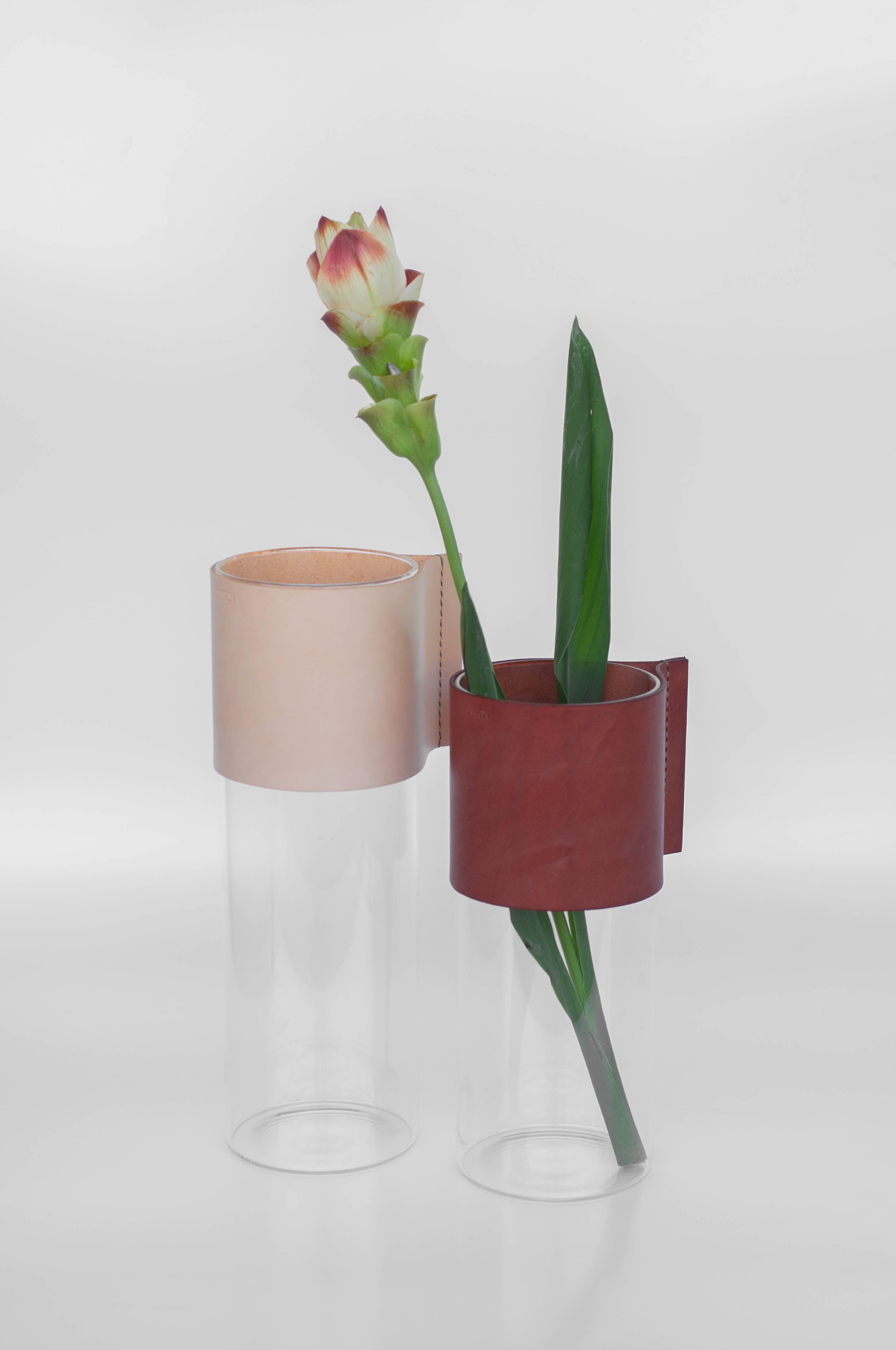 STRAP Glass vase / Wide